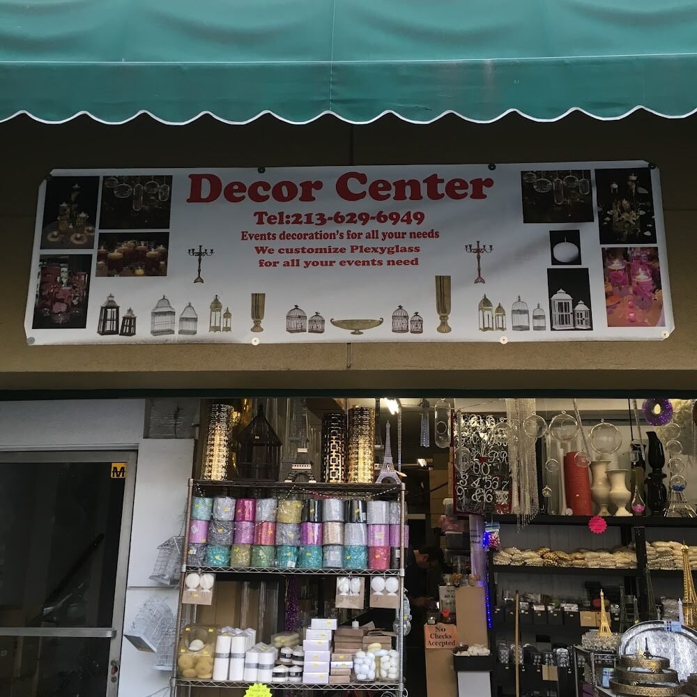 DECOR CENTER